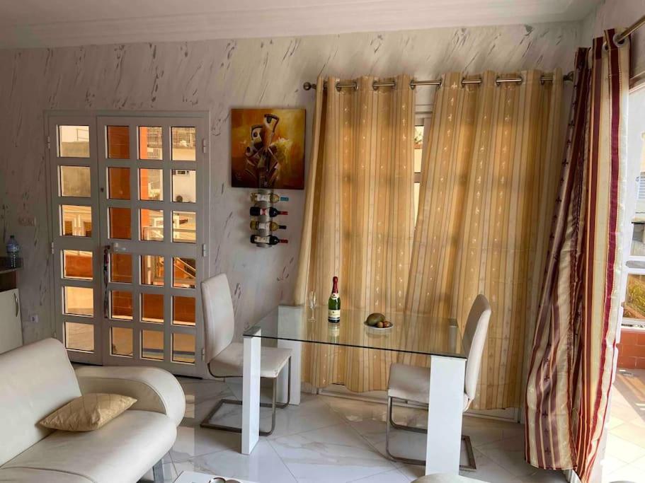 Appartement Altona Lome Ngoại thất bức ảnh