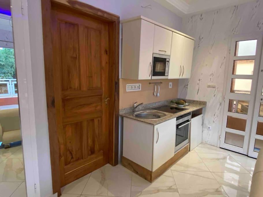 Appartement Altona Lome Ngoại thất bức ảnh