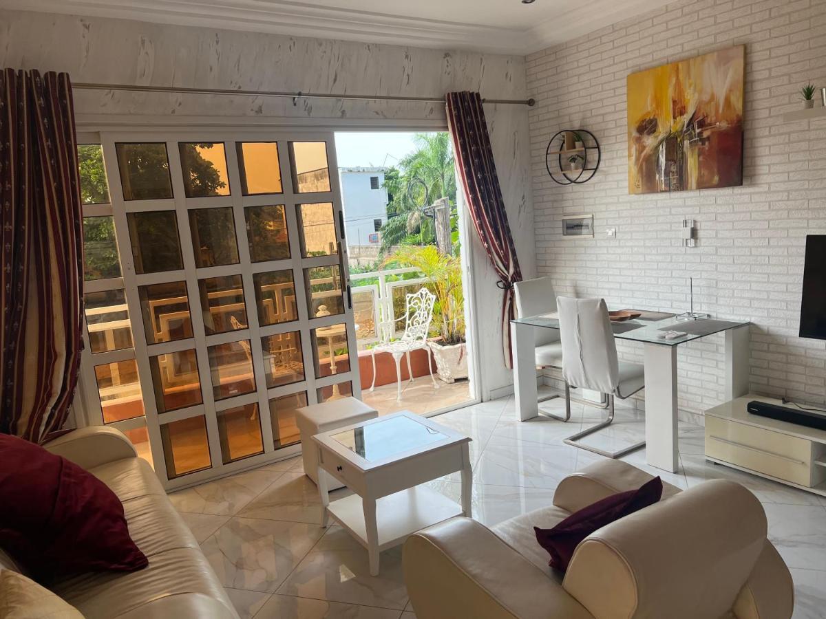 Appartement Altona Lome Ngoại thất bức ảnh